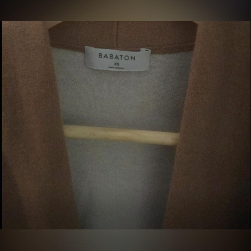 Aritzia Babaton Lance Sweater size XS